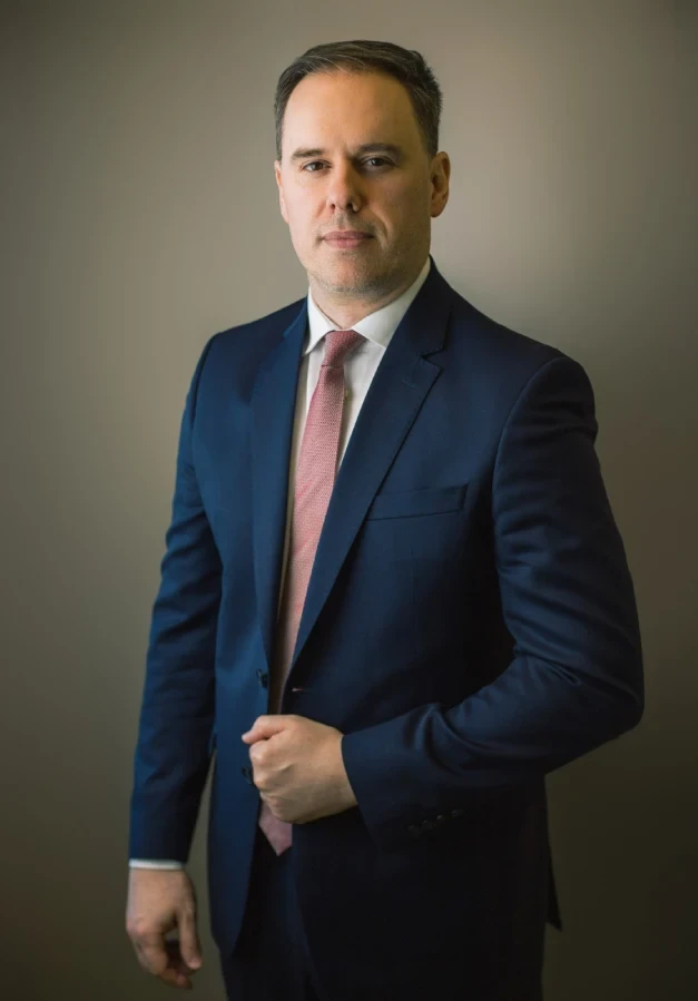 Dr. Cassiano Marcos de Lima