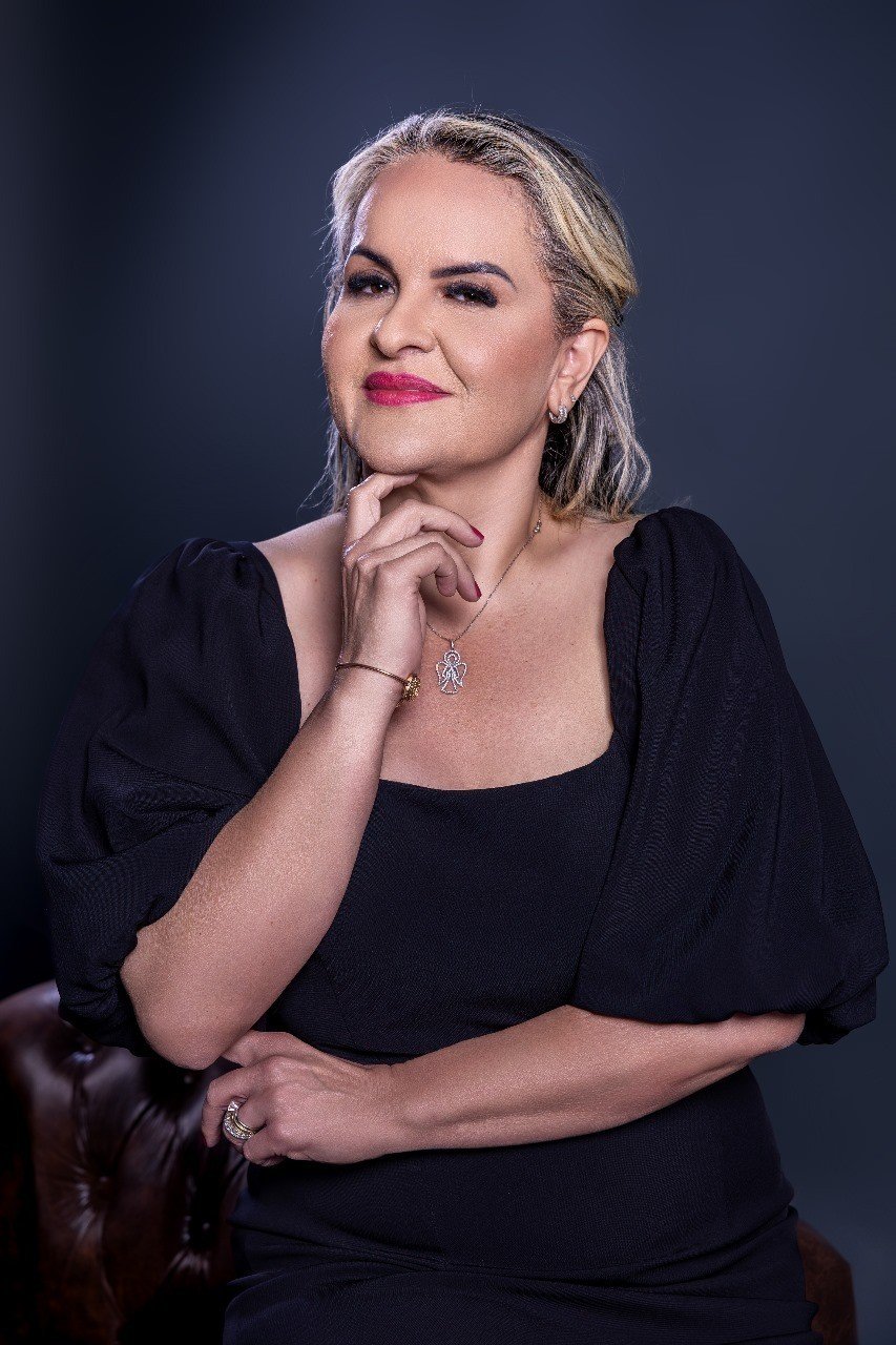 Elange Pereira - Fundadora