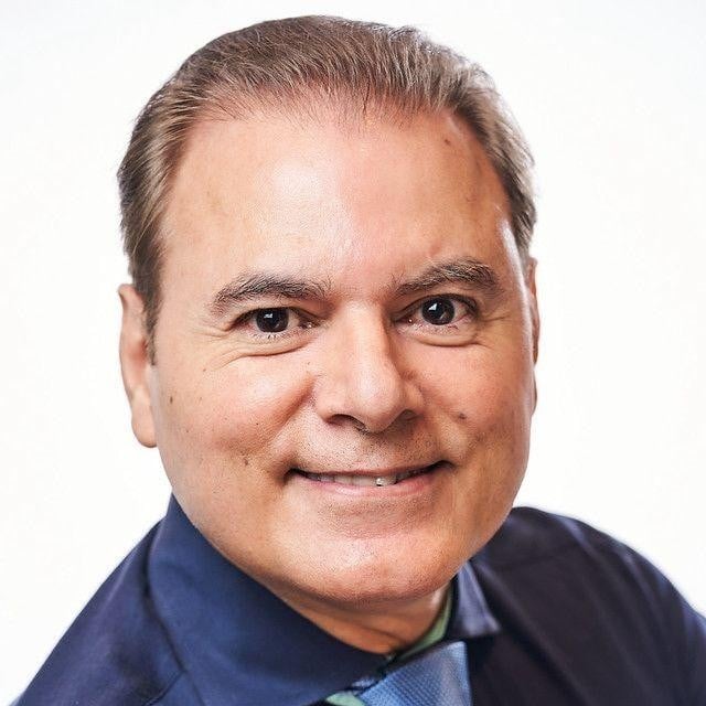 Professor Ângelo Menezes Freire