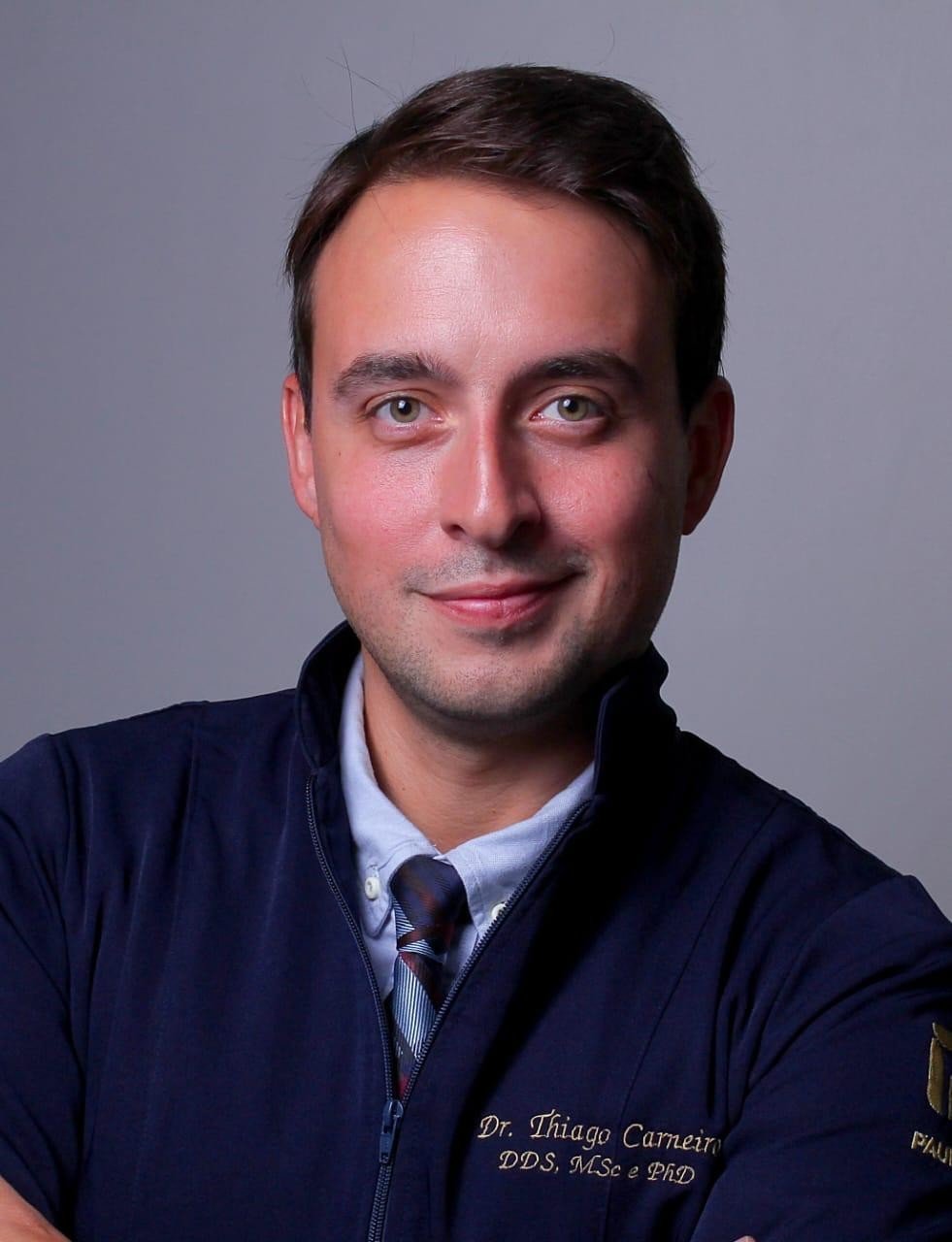 Professor Ângelo Menezes Freire