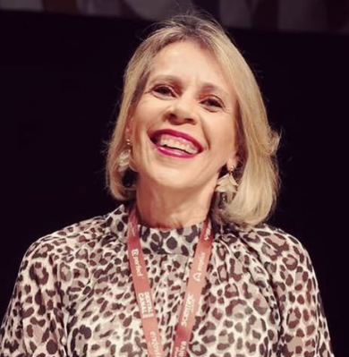 Professora Patrícia Ferrari
