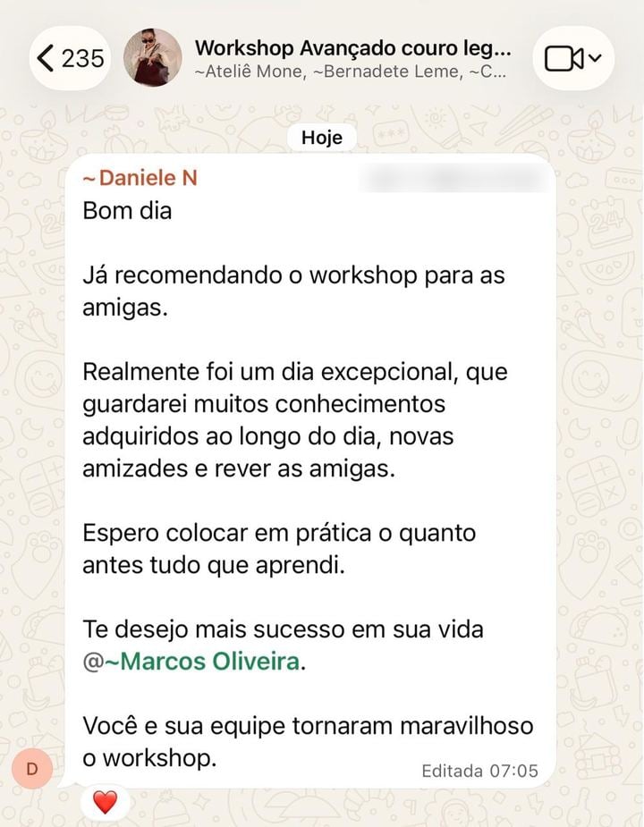 Print de depoimento no WhatsApp da aluna Daniele N. sobre o workshop