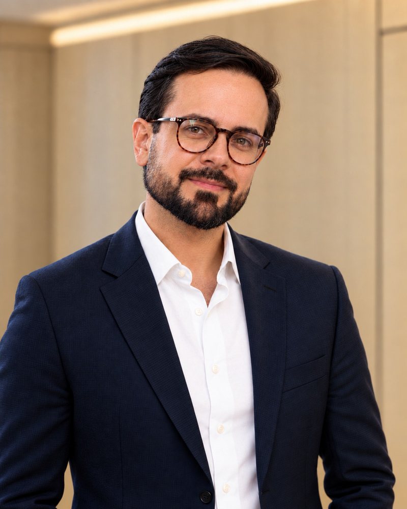Renan Guebur — Diretor Médico · Medicina Interna
