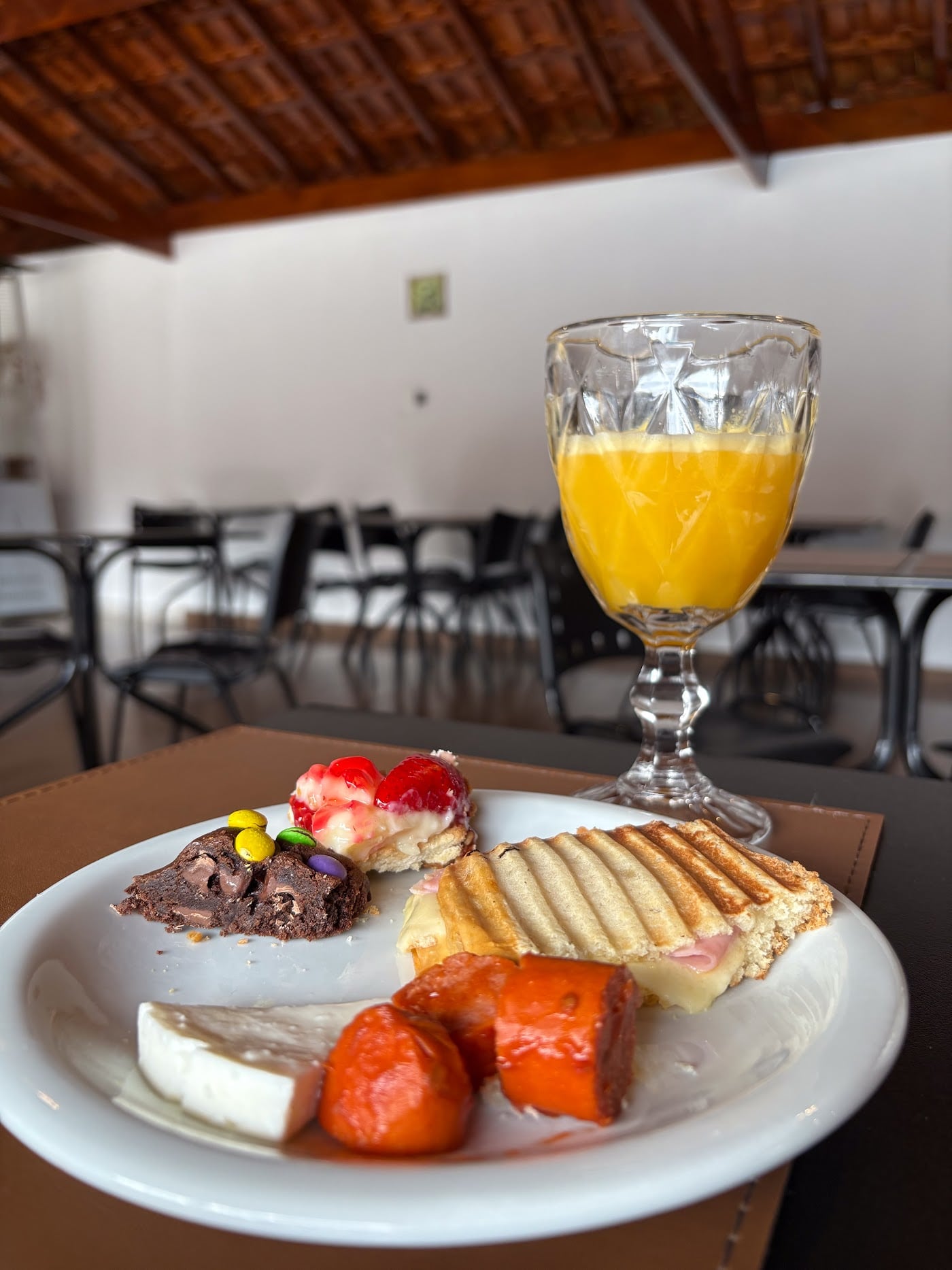 Café da manhã do Recanto da Cascata