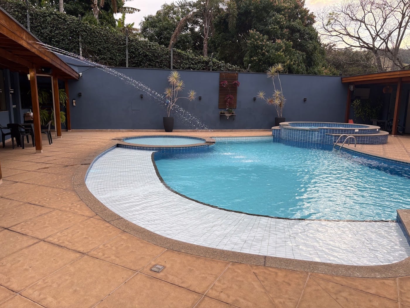 Piscina ao ar livre