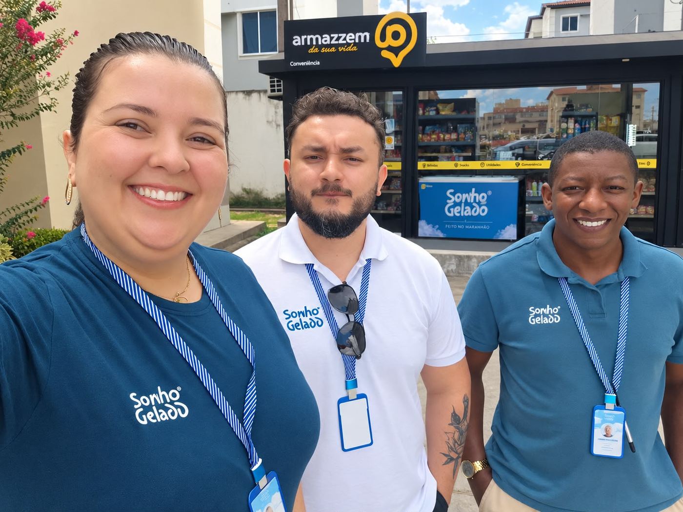 Equipe da Sonho Gelado em ponto de revenda