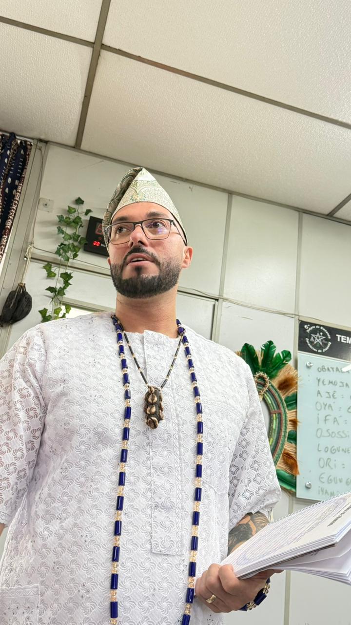 Bàbá Thiago, responsável pelos cursos do TUCA