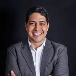 Dr. Raphael Lobo, bucomaxilofacial em Vitória da Conquista