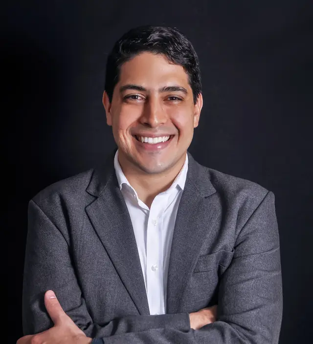 Dr. Raphael Lobo, bucomaxilofacial