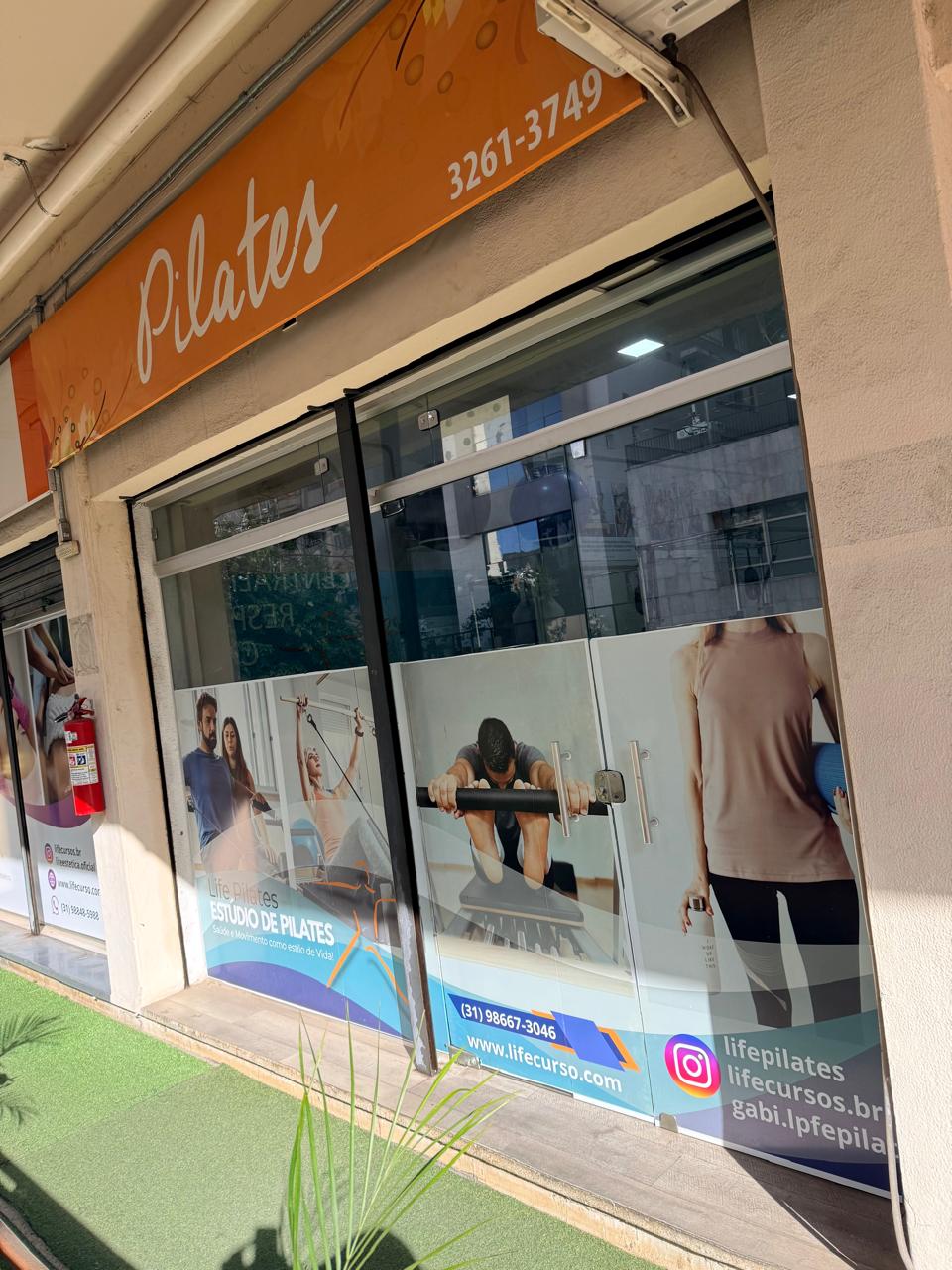 Fachada da LIFE Cursos, Savassi