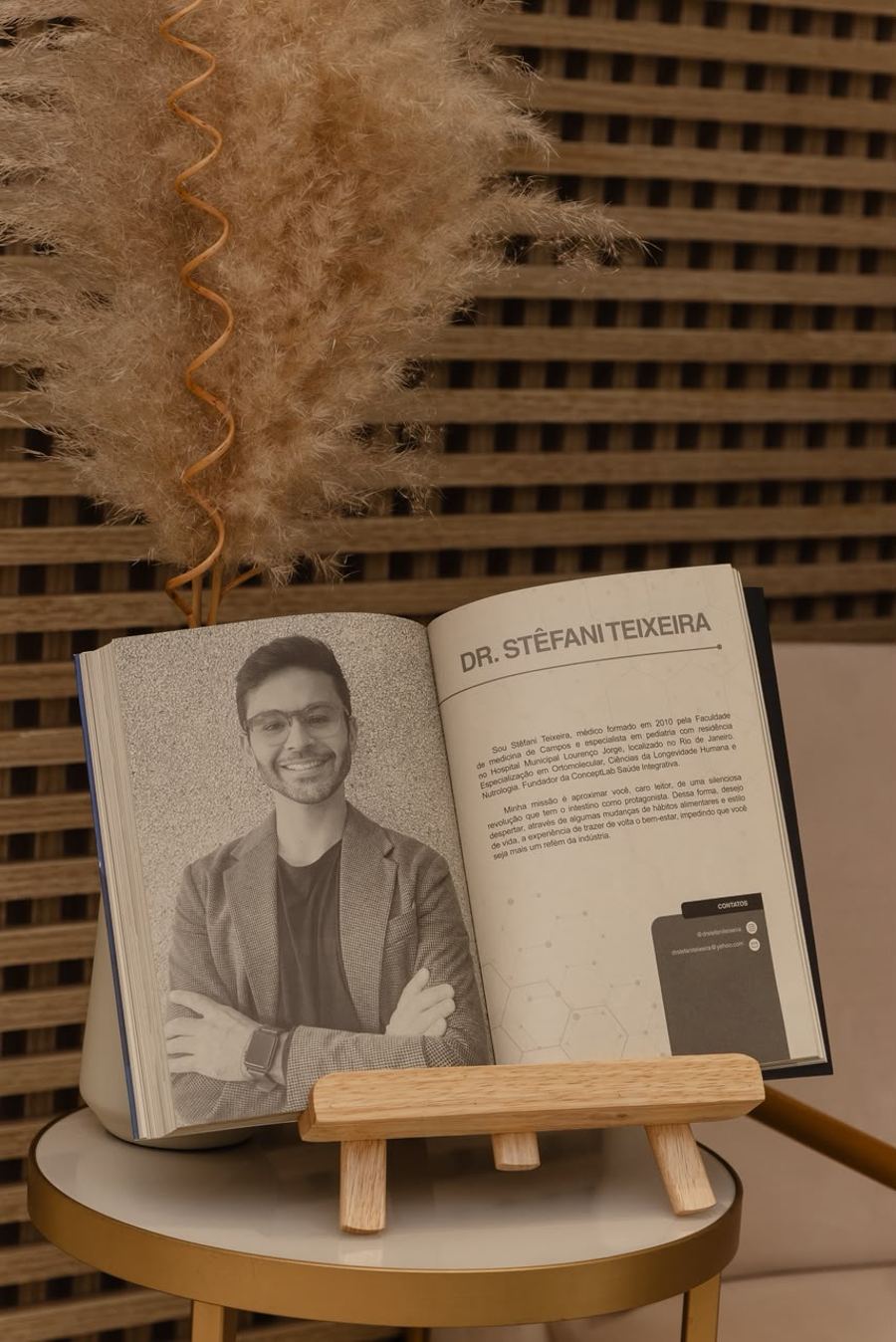 Dr. Stêfani Teixeira